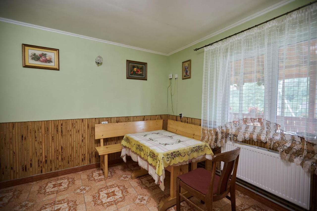 Захід Сонця Hotel Slavske Exterior foto